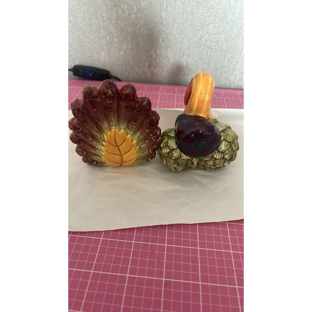 Dept 56 Turkey Veggie Figural Salt & Pepper Shakers Thanksgiving Holiday Dinner
